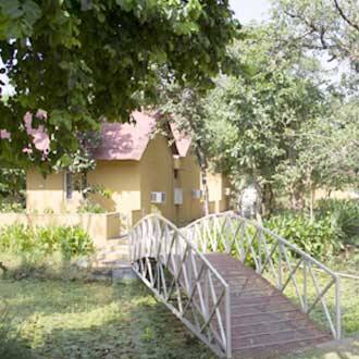 MPT Kiplings Court, Pench 1